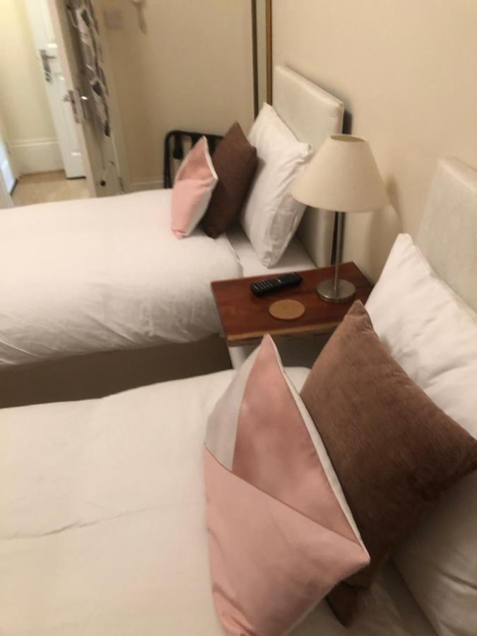 هاستَنغ Brydges Self-Catering Spaces And En-Suite Rooms المظهر الخارجي الصورة