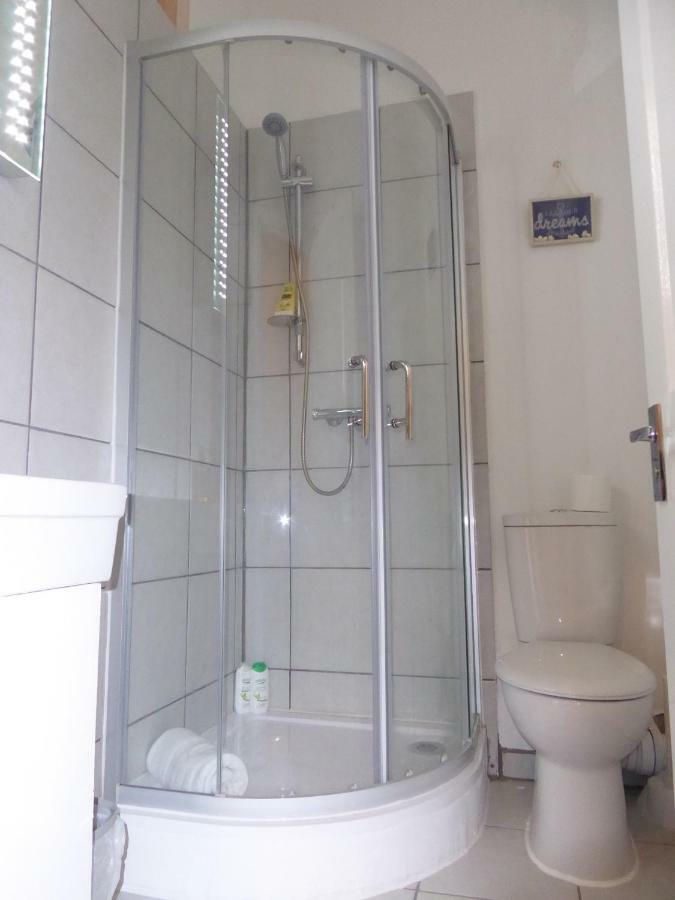 هاستَنغ Brydges Self-Catering Spaces And En-Suite Rooms المظهر الخارجي الصورة