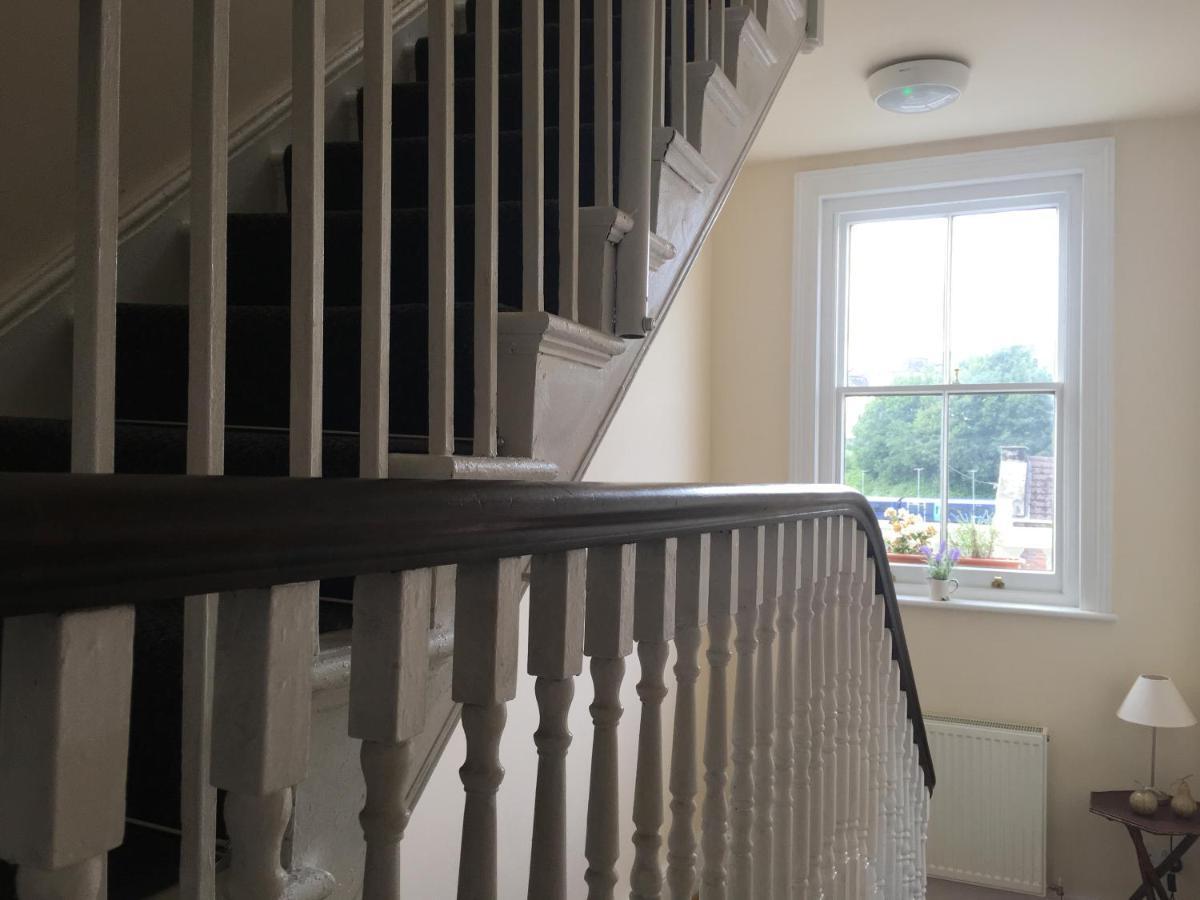 هاستَنغ Brydges Self-Catering Spaces And En-Suite Rooms المظهر الخارجي الصورة